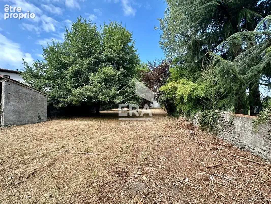 Photo Terrain à Tarbes au prix de 90 000€