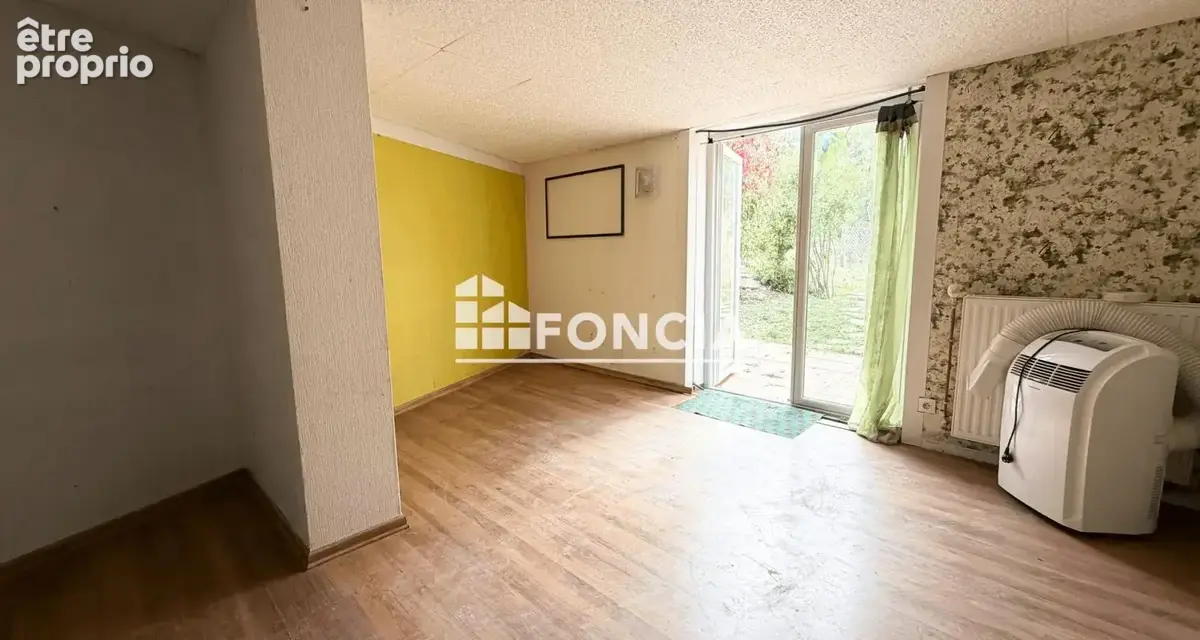 Petite maison individuelle de plain-pied en rez de jardin avec travaux a finir - photo 3