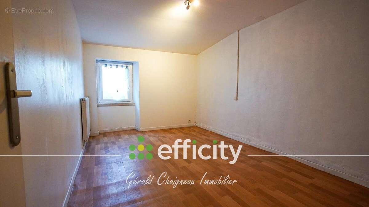 Maison à SAINT-COLOMBAN