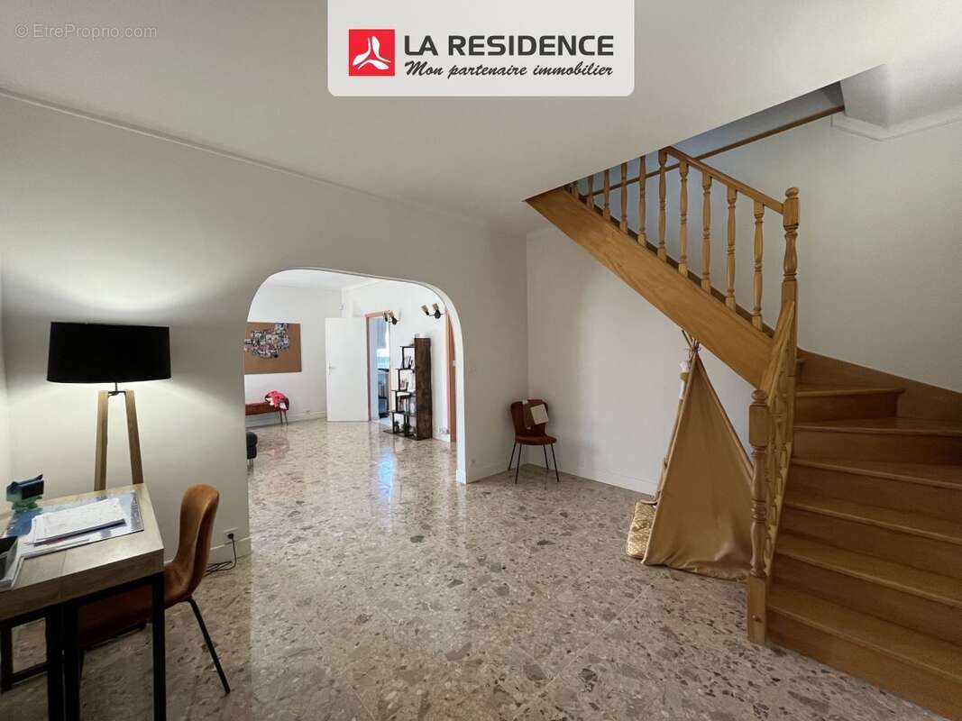 Maison à SAINT-OUEN-L&#039;AUMONE