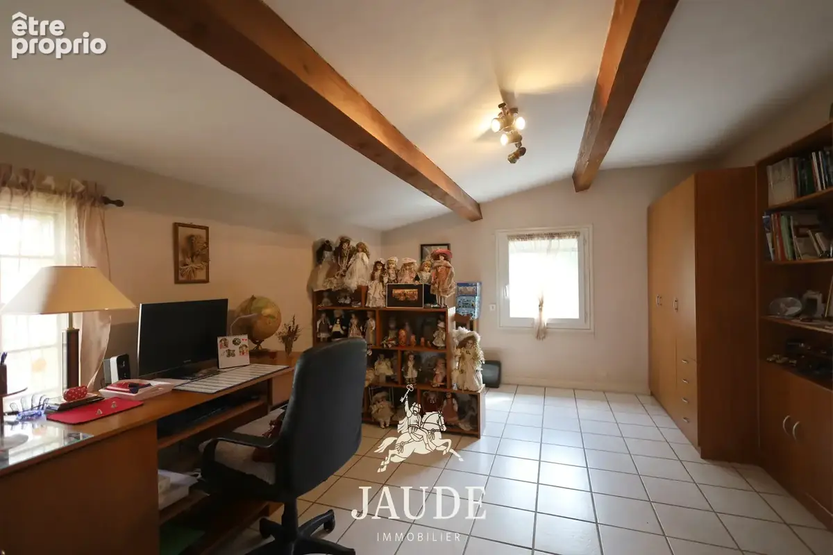 A vendre maison avec garage et jardin vertaizon - photo 9