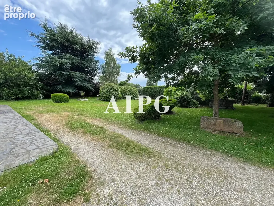 Plérin, belle maison  sur un terrain de 3800m² - photo 4