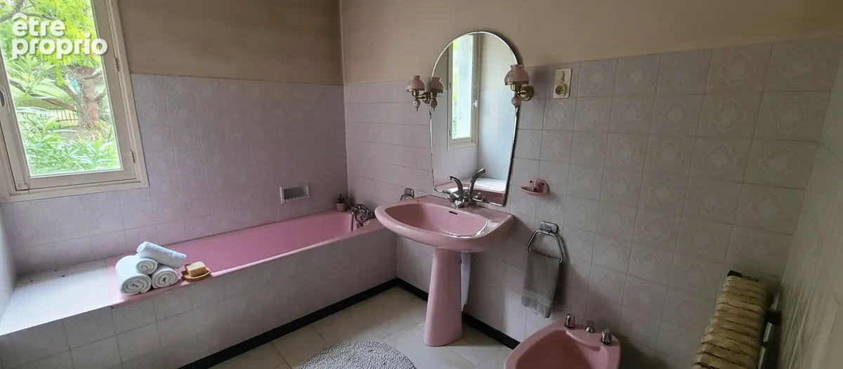 Maison individuelle des années 1970  au pied du village de Lauzerte. - photo 9