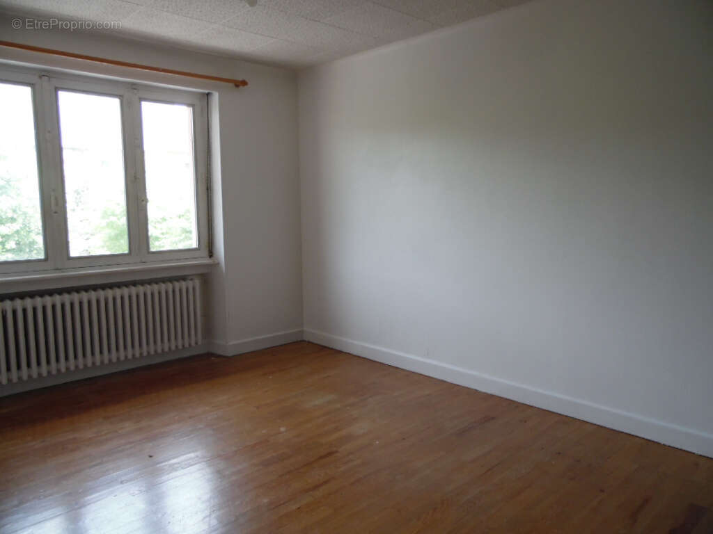 Moyenmoutier appartement avec local commercial - photo 11