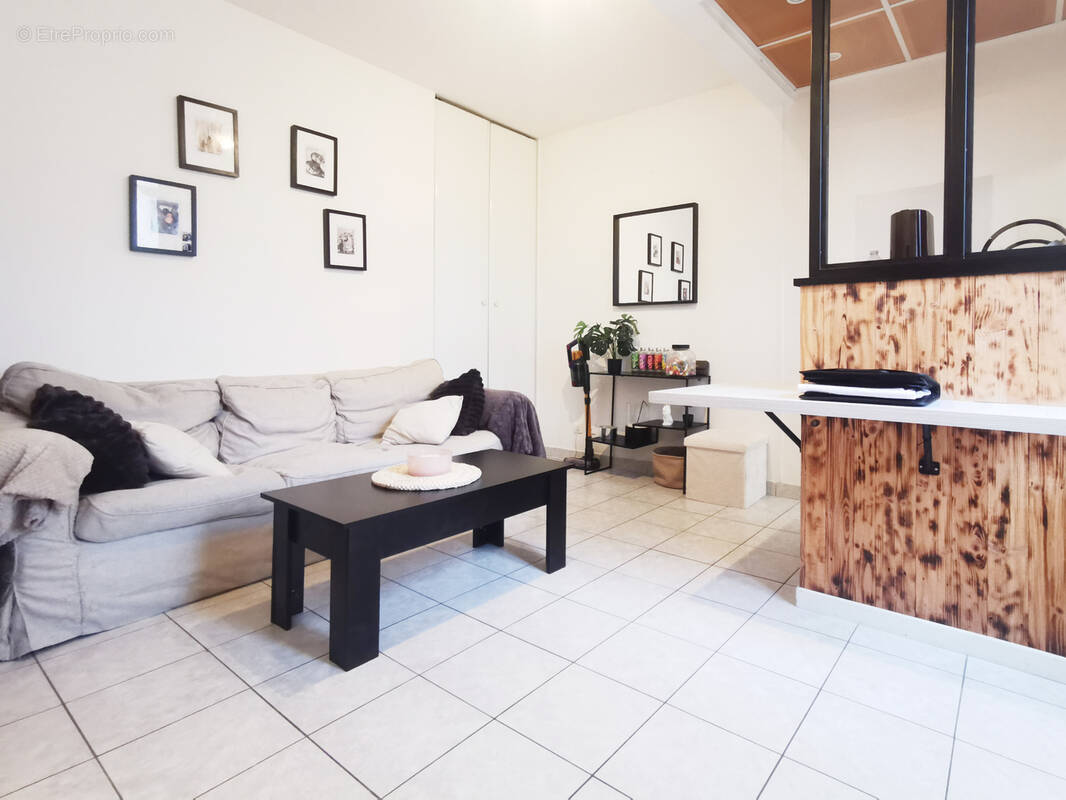 Appartement à SAINTE-SAVINE