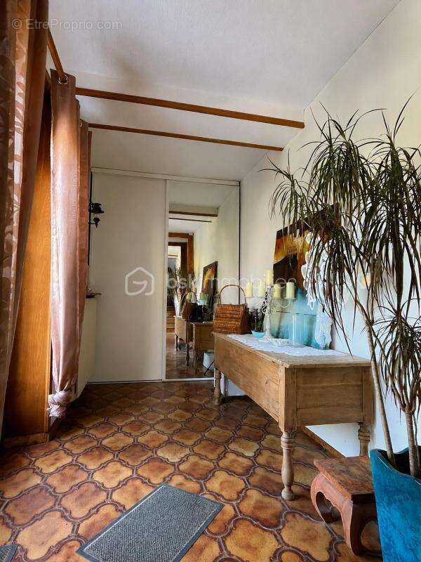 Maison atypique de 172 m² - photo 4