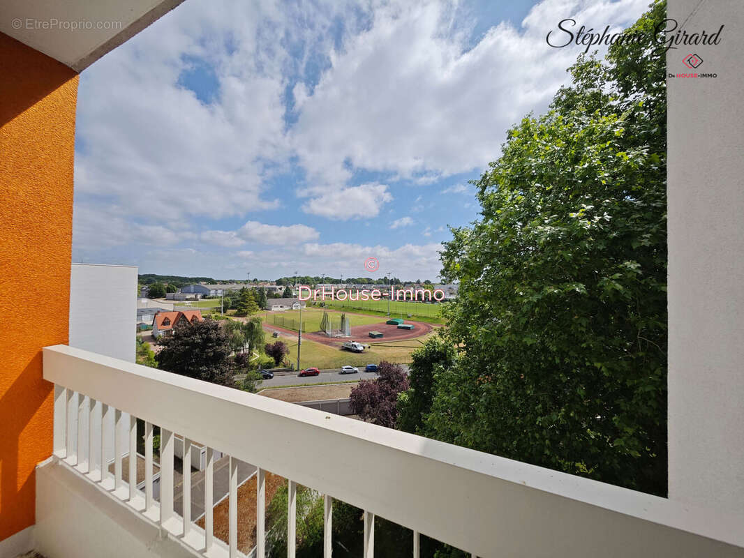 Appartement à FLEURY-LES-AUBRAIS