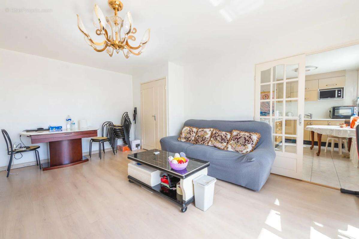 Appartement à SAINT-DENIS