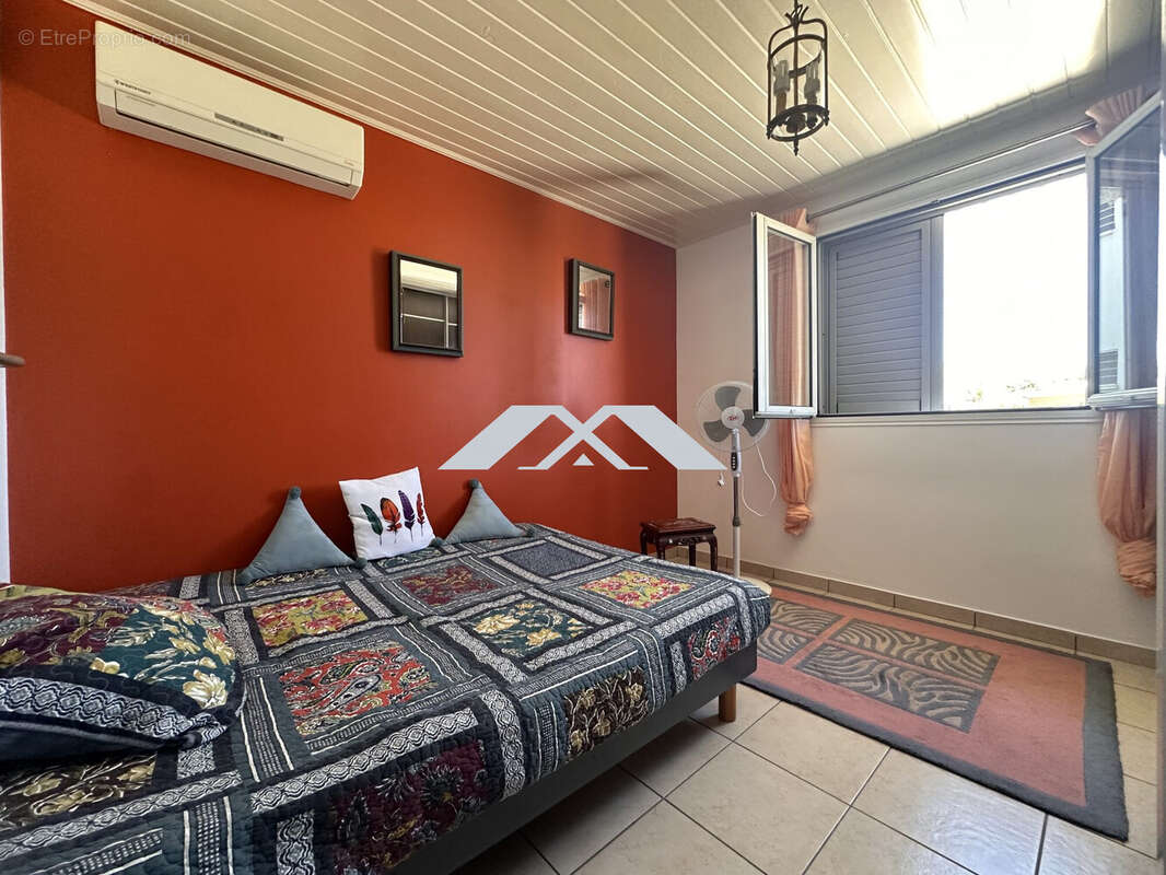 Maison 126 m² à Saint-Joseph  - photo 8
