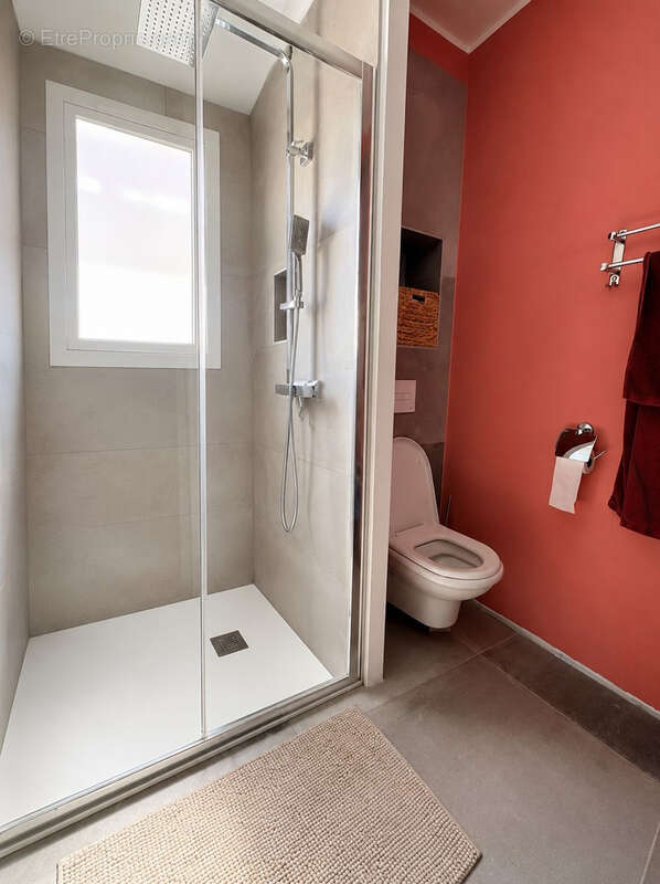 Lucciana : Superbe Appartement F4 avec terrasse et ascenseur - photo 16