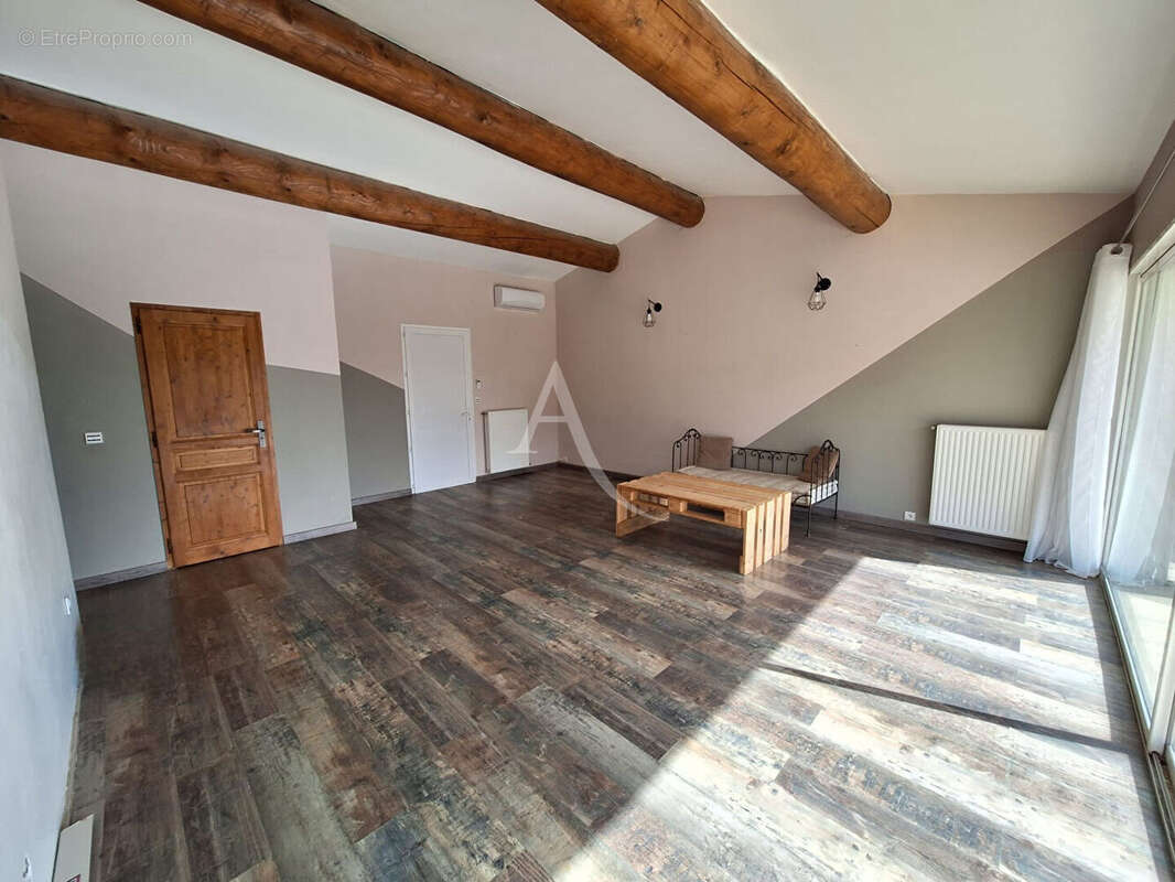 Maison à MARGUERITTES