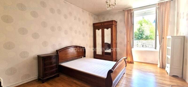A vendre-Douarnenez-centre ville-Appartement-T2-vue mer-Box - photo 6
