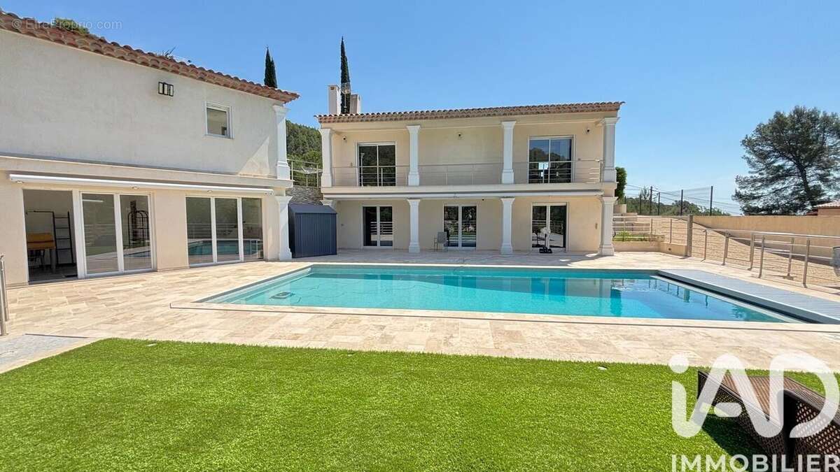 Photo 2 - Maison à LA MOTTE