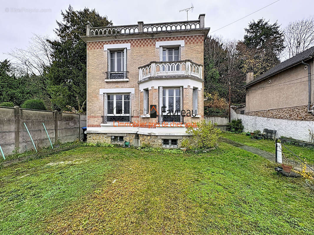 Maison à VILLENEUVE-SAINT-GEORGES