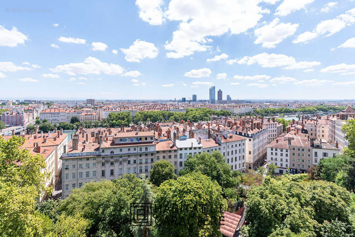 Appartement à LYON-4E
