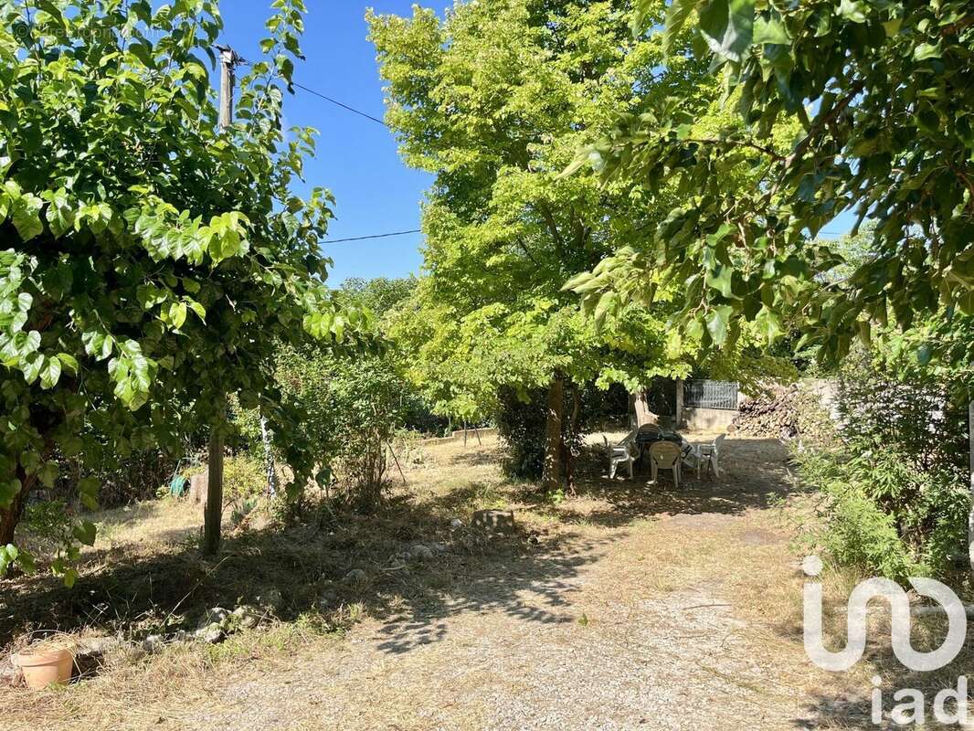 Photo 8 - Maison à CADENET