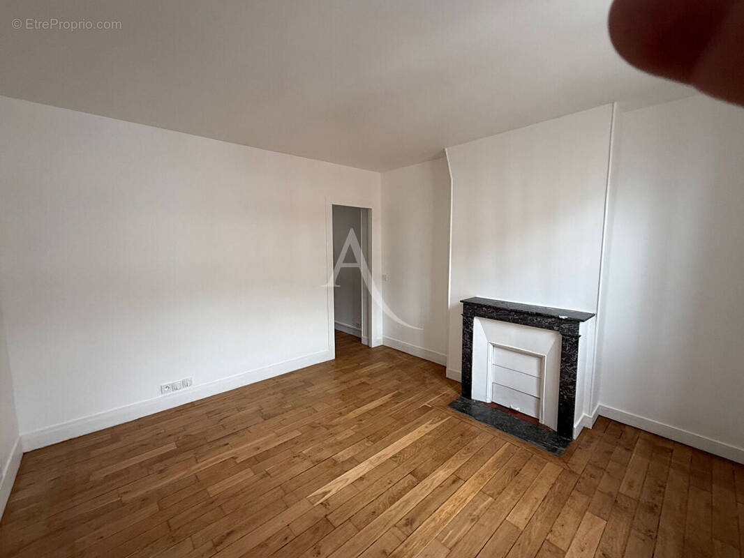 Appartement à PARIS-12E