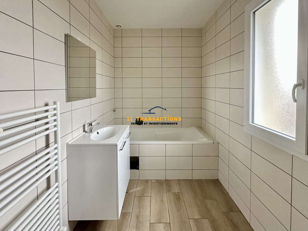 Maison à LA GRAND-CROIX