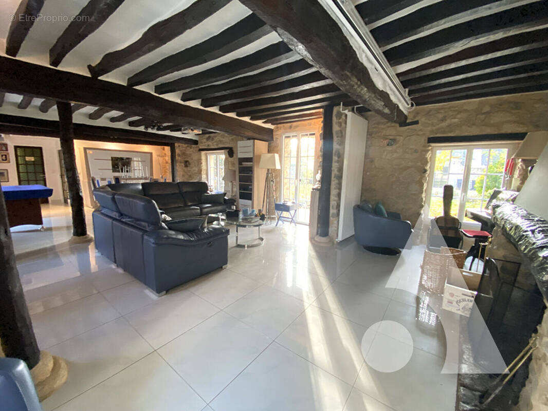 Maison à CREPY-EN-VALOIS