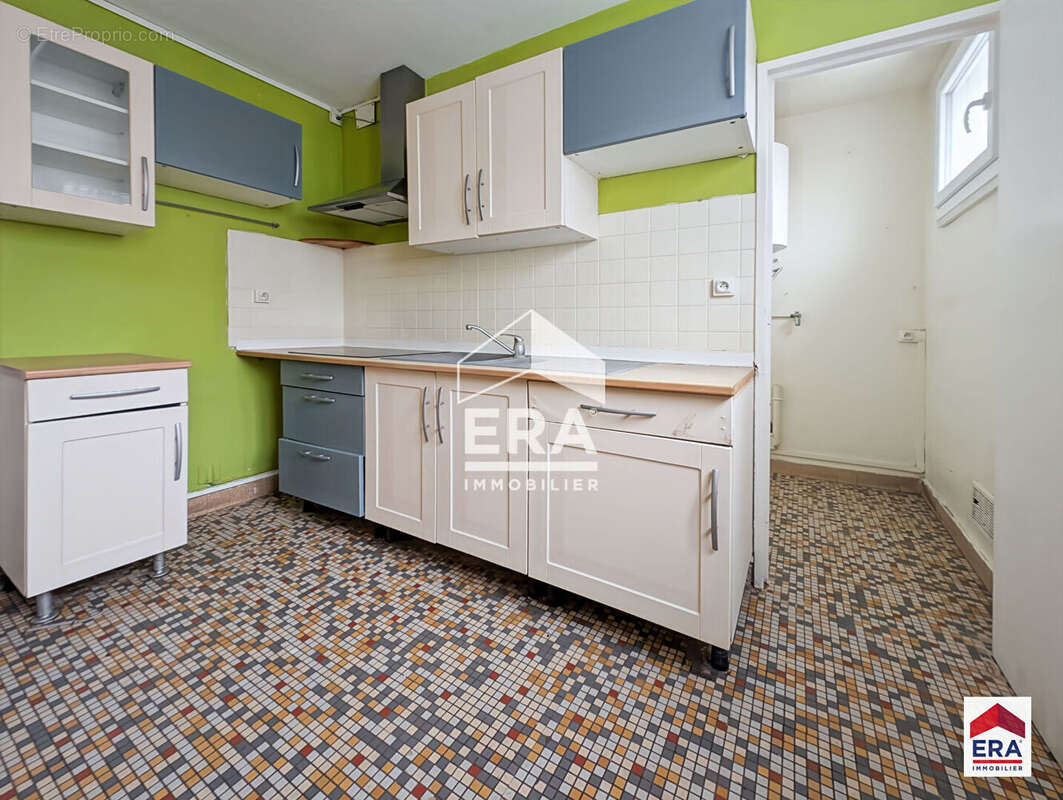 Appartement T3 - 68 m² - 2 chambres - Cave - photo 4