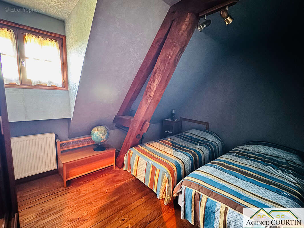 Maison à SAINT-MARTIN-DU-MONT