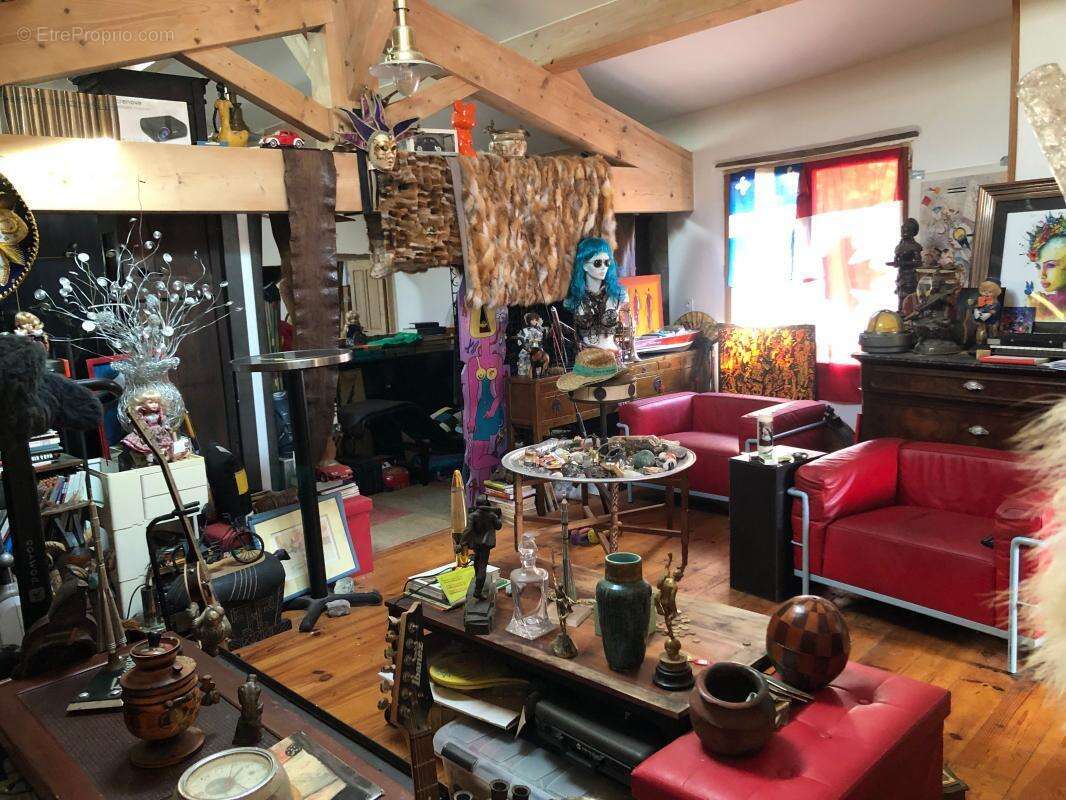 Maison à VILLARDEBELLE