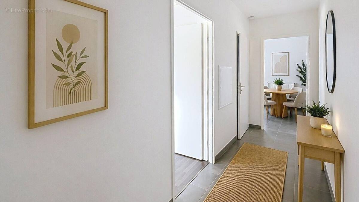 Photo 1 - Appartement à OZOIR-LA-FERRIERE