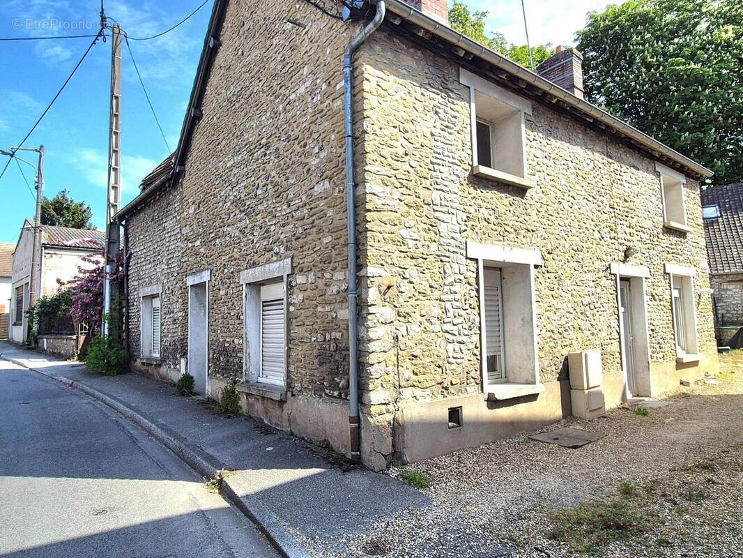 Photo 1 - Maison à BREUILPONT