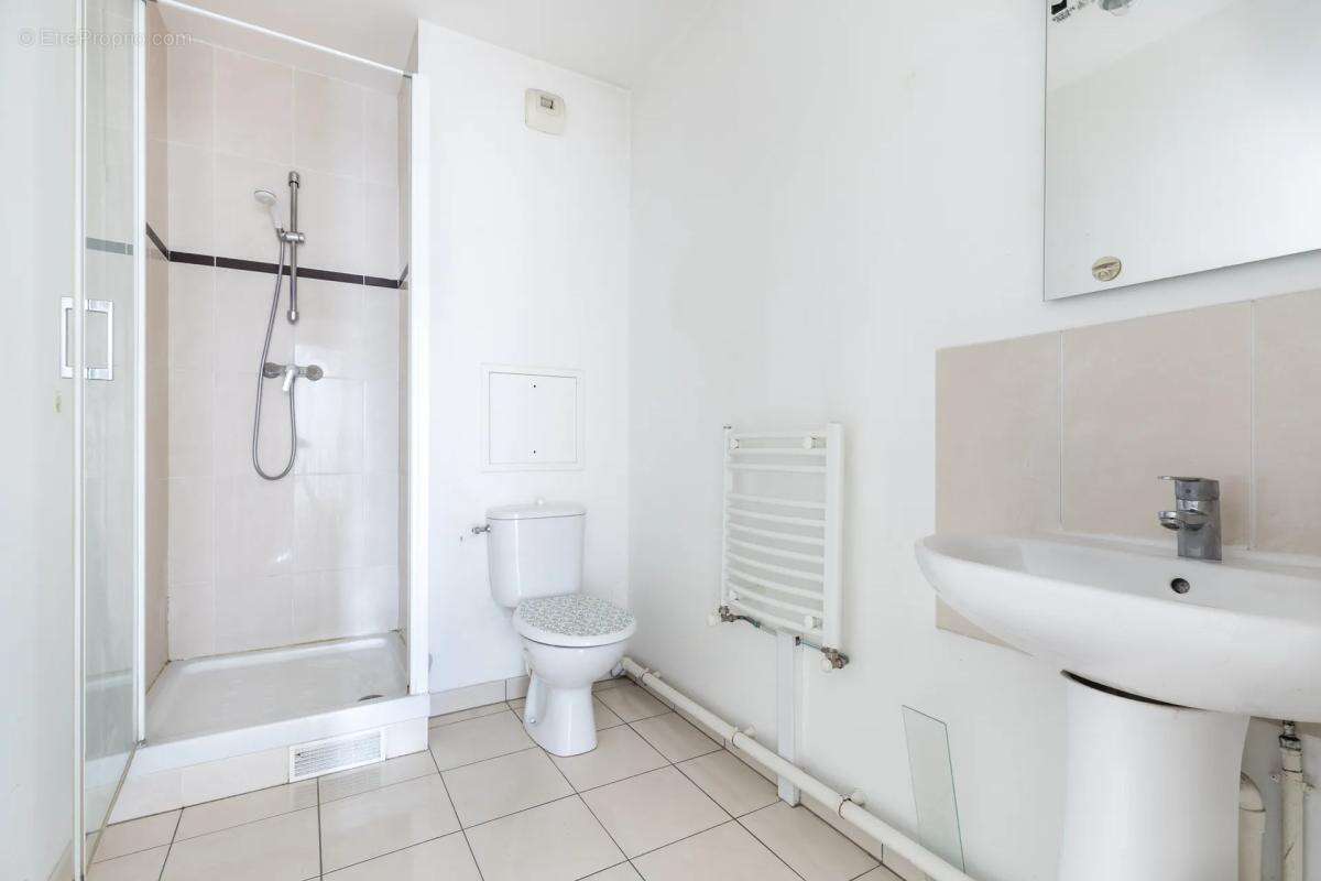 Appartement à AUBERVILLIERS