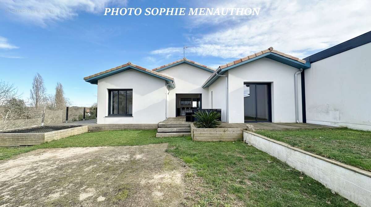 Maison à SAINT-MARTIN-DE-SEIGNANX