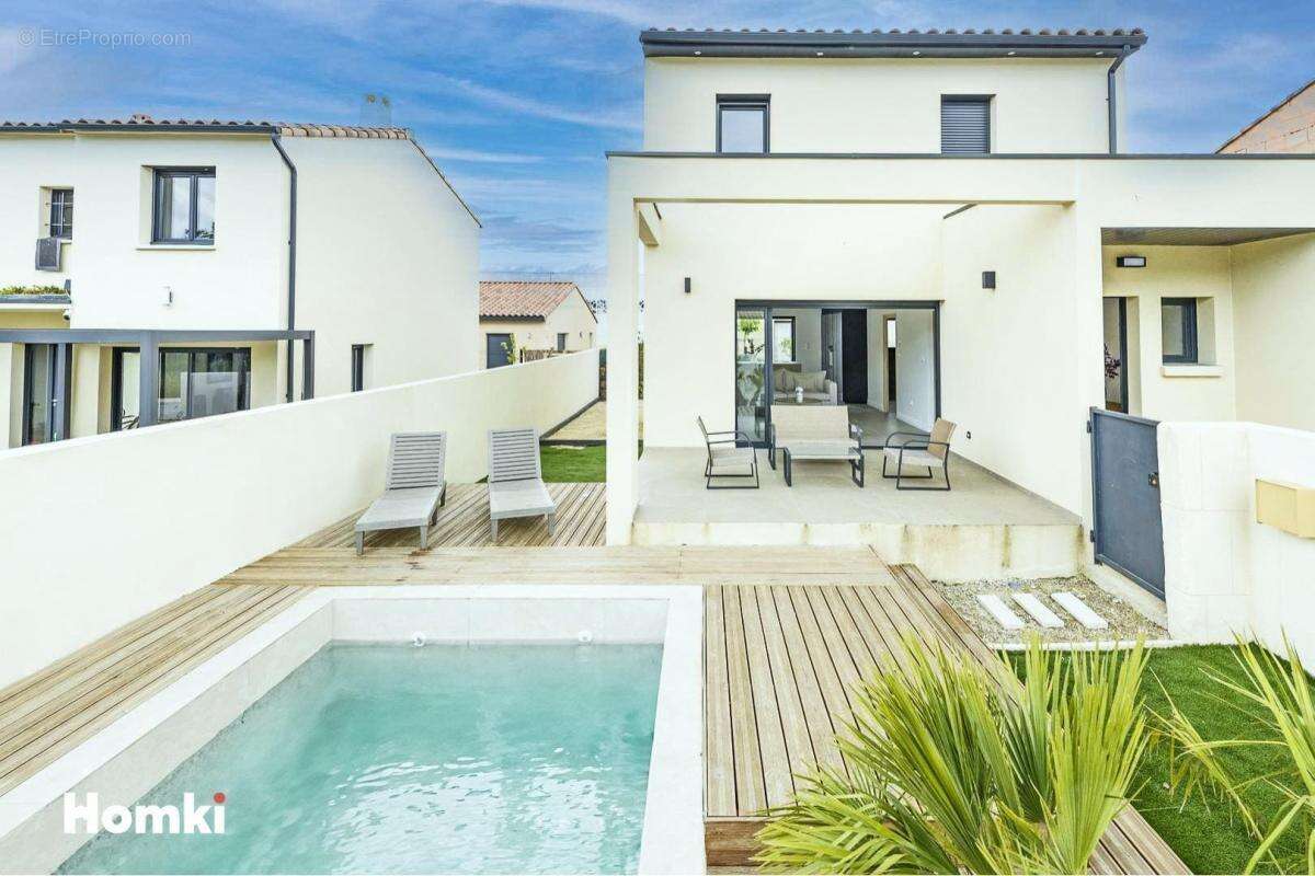 Maison/Villa T4 de 108 m² à Uzès 30700 - photo 2