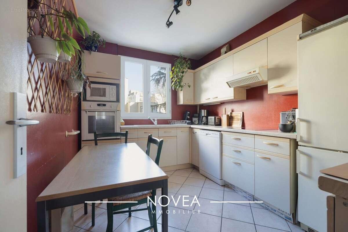 Appartement à LYON-6E