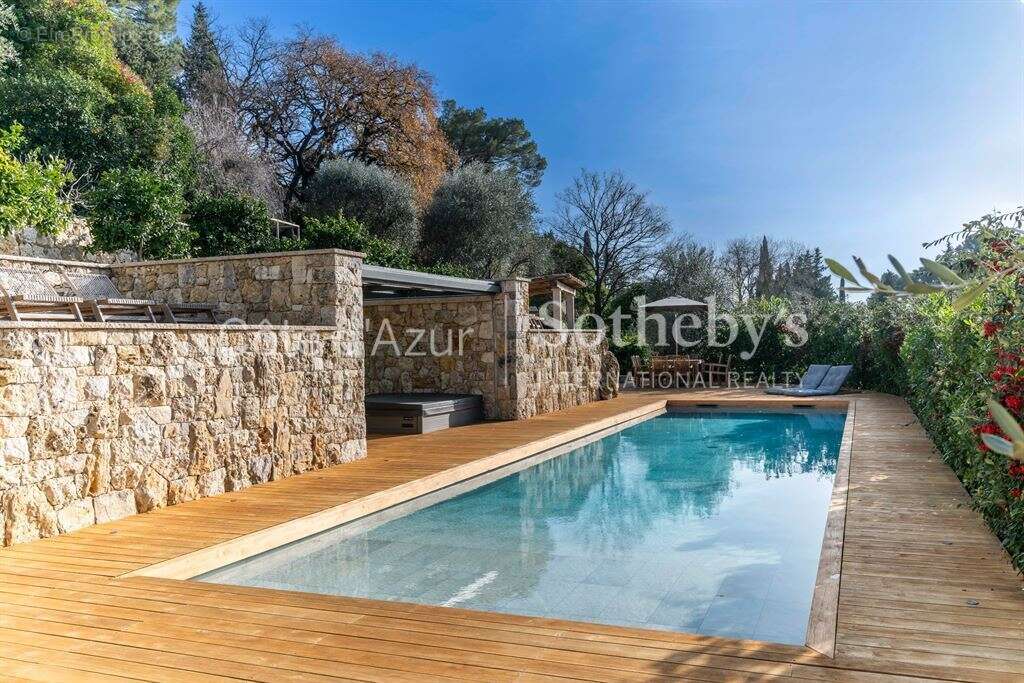 Maison à MOUGINS
