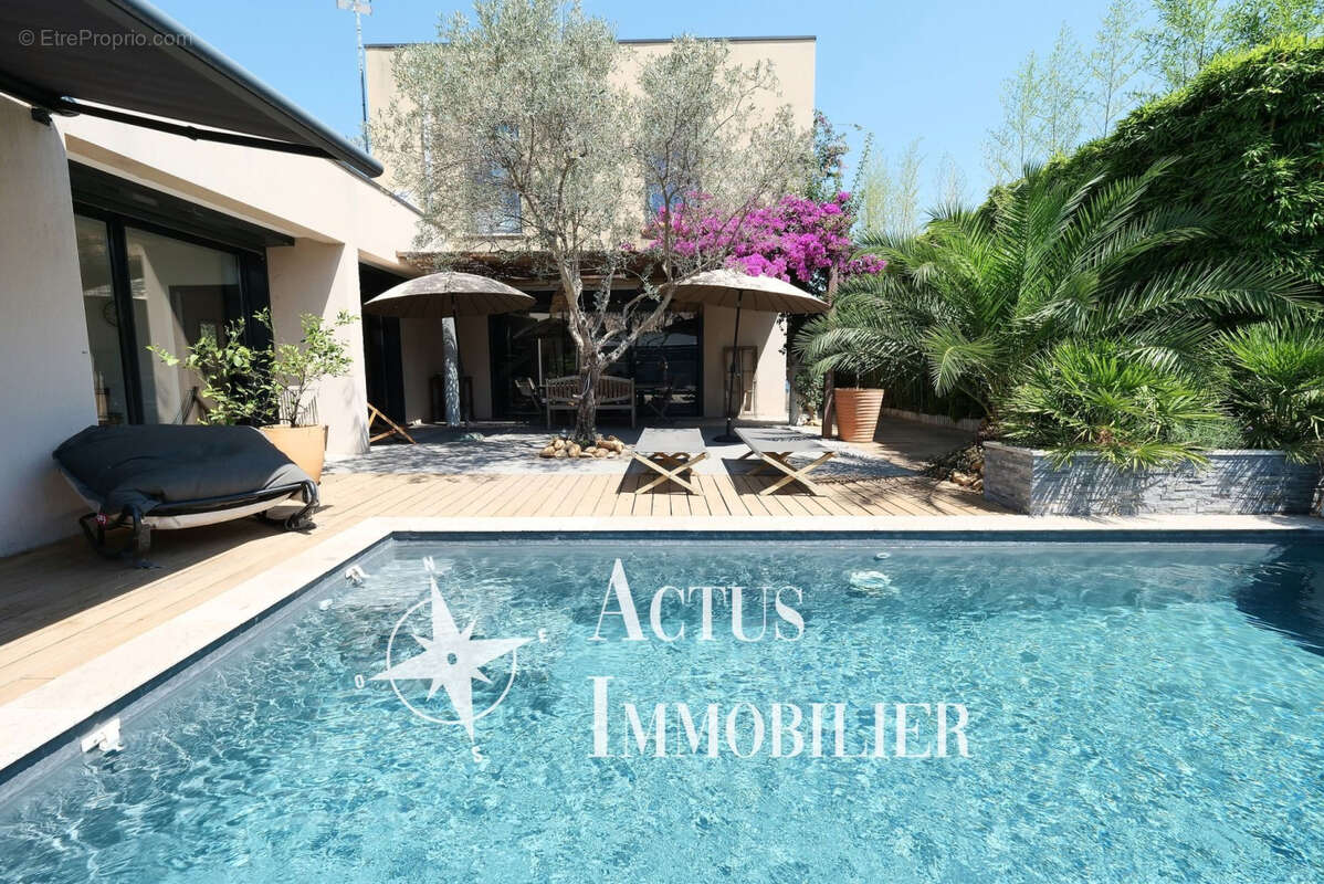 Maison à SALON-DE-PROVENCE