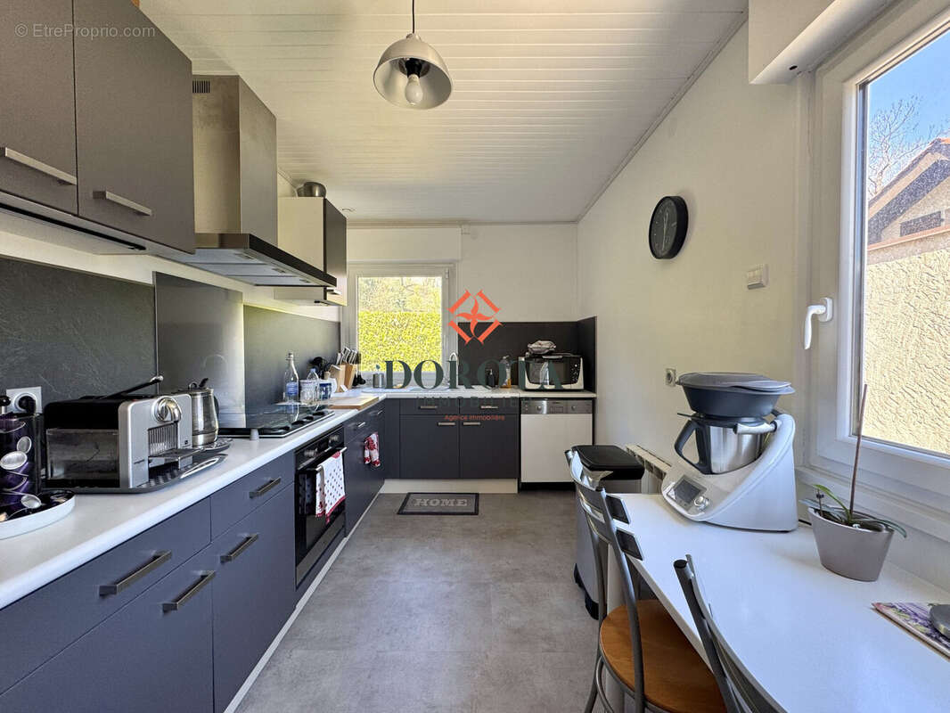 Maison à NOTRE-DAME-DE-MESAGE