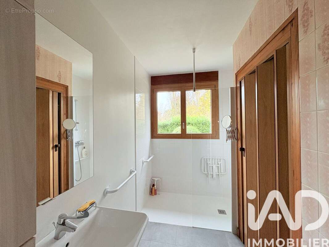 Photo 6 - Maison à SAINT-SAUFLIEU