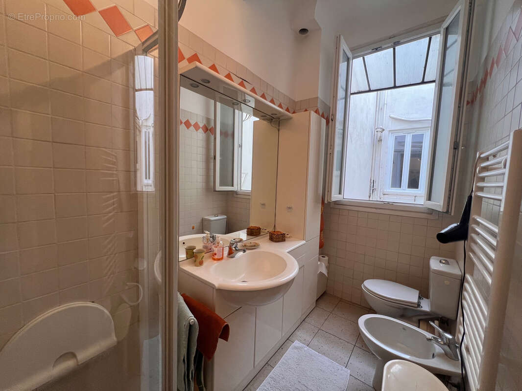 Appartement à MENTON