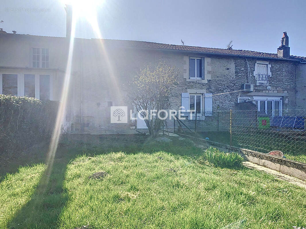 Maison de village à Donjeux (52300) - photo 16