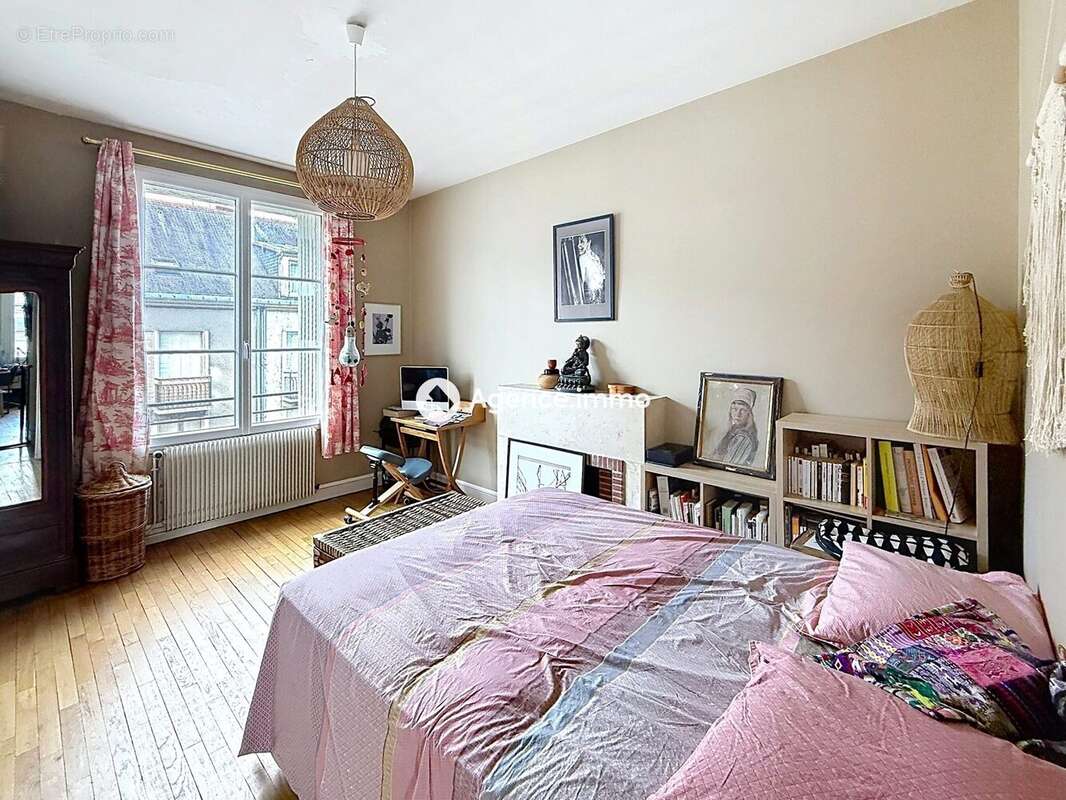 Appartement 68 m² à Tours  - photo 3