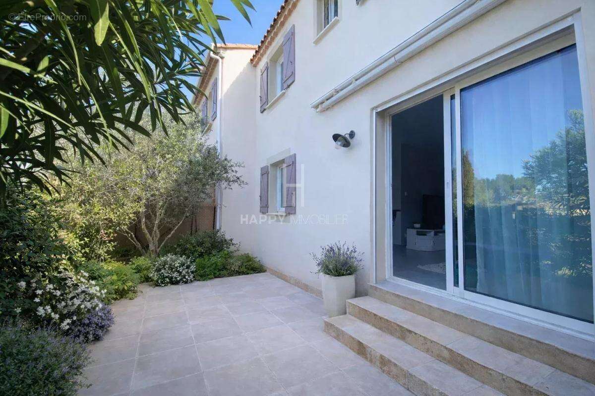 Maison à MAUSSANE-LES-ALPILLES