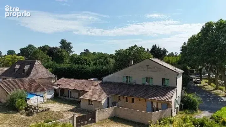 Maison à PRESSIGNAC-VICQ