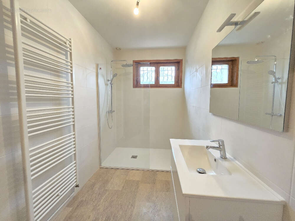 Maison à FRANCHEVILLE