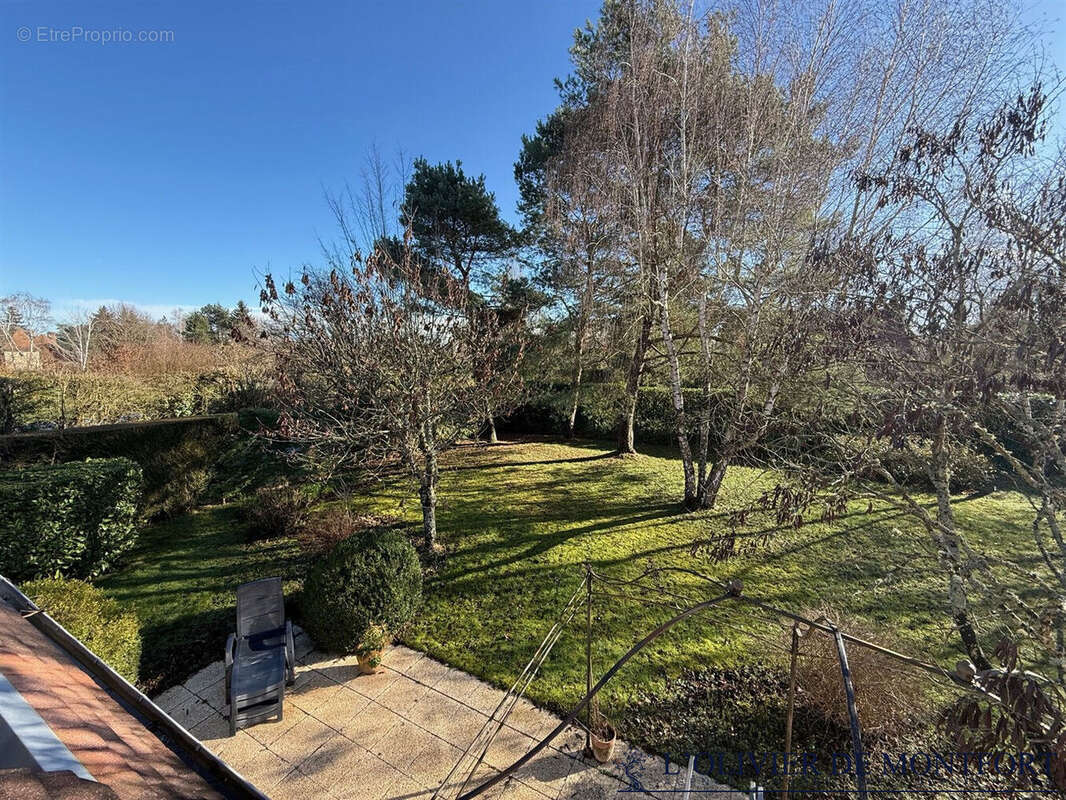 Maison à MONTFORT-L'AMAURY