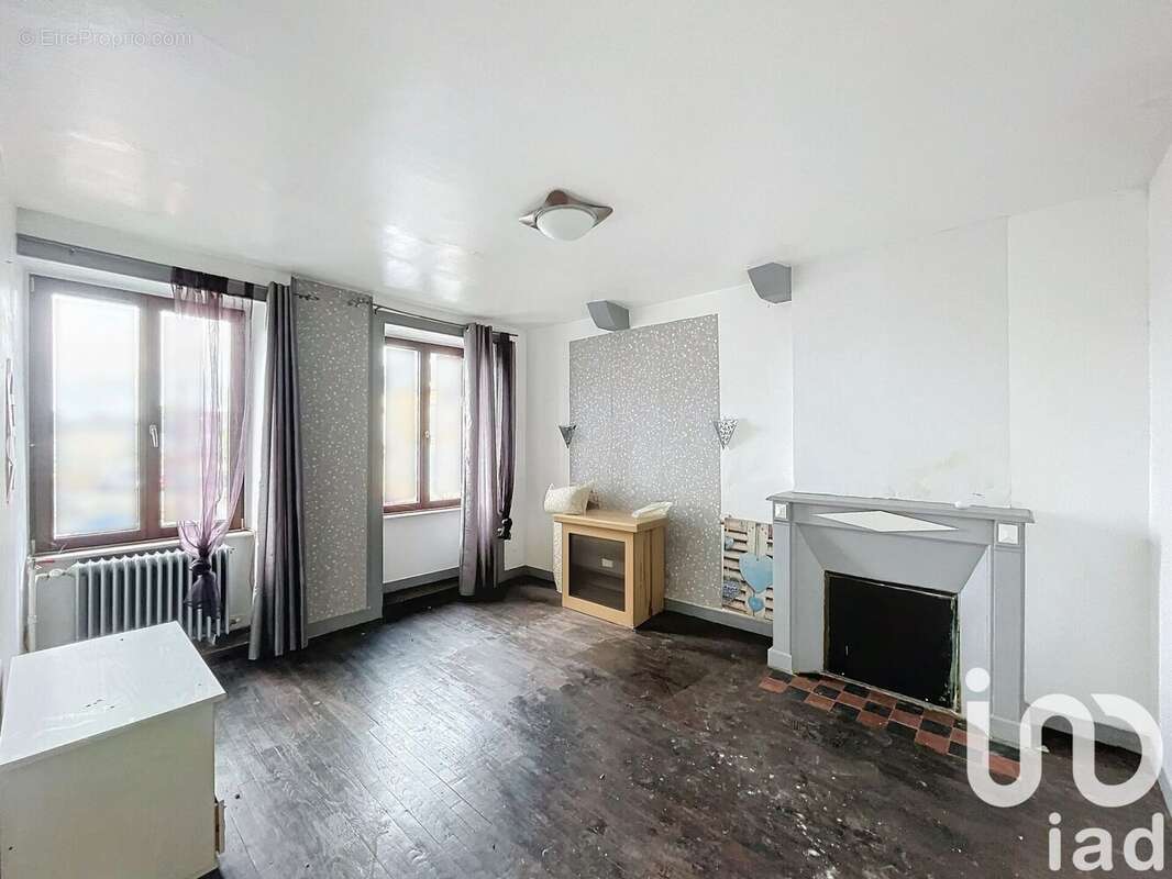 Photo 4 - Maison à SAINT-GEORGES-DE-REINTEMBAULT