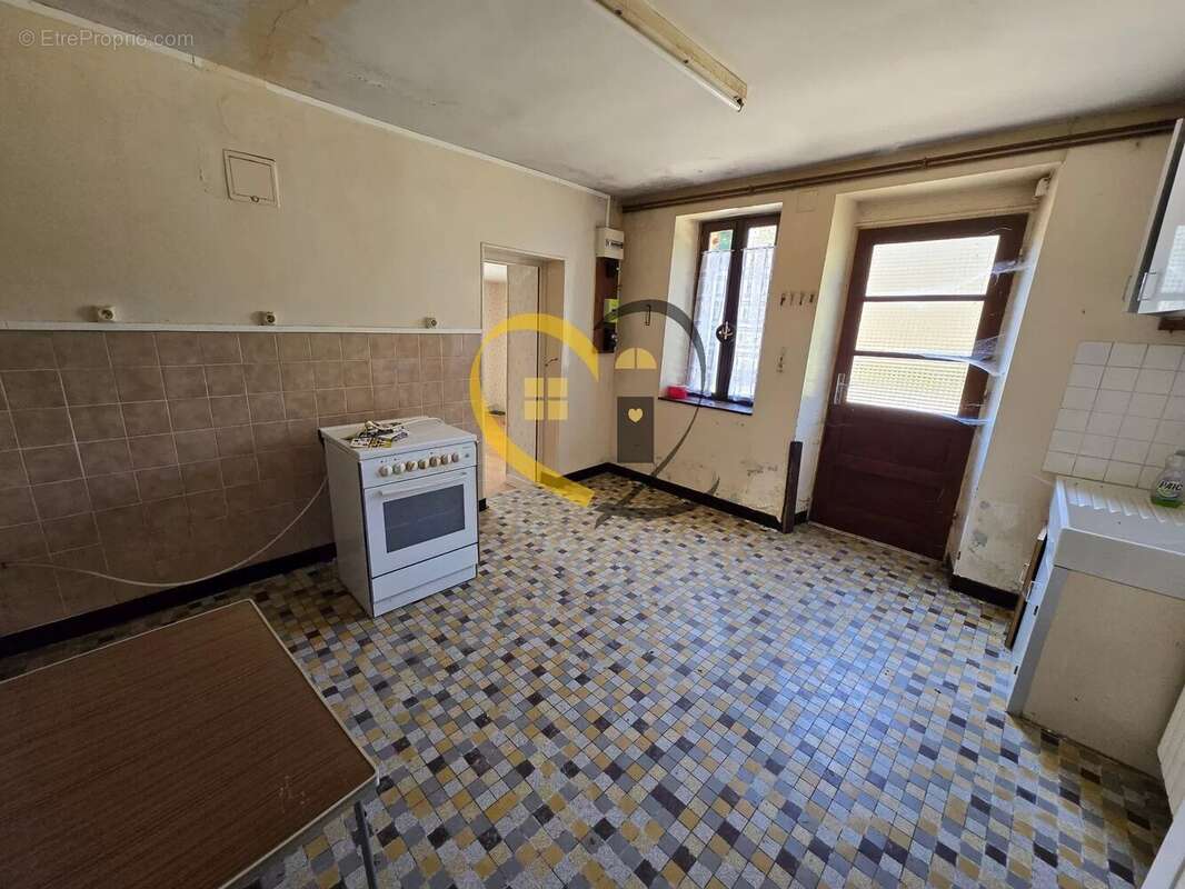 Maison à NEUVY-DEUX-CLOCHERS