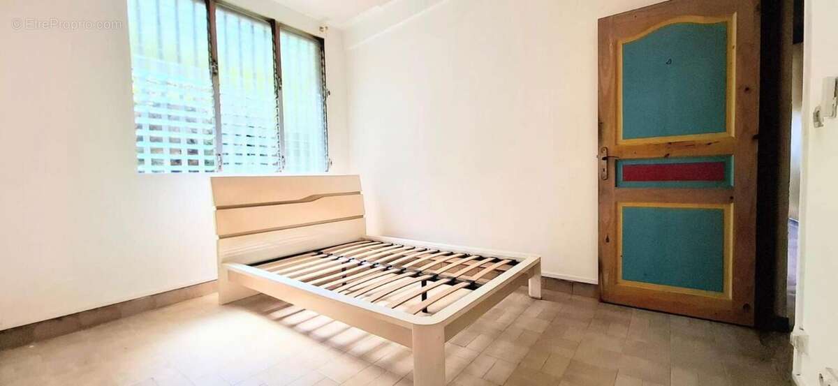 Maison à LES ABYMES