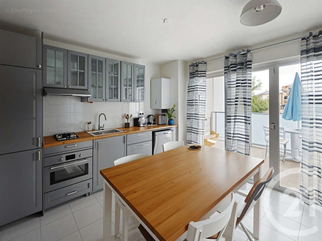 Appartement à SAINT-PRIEST