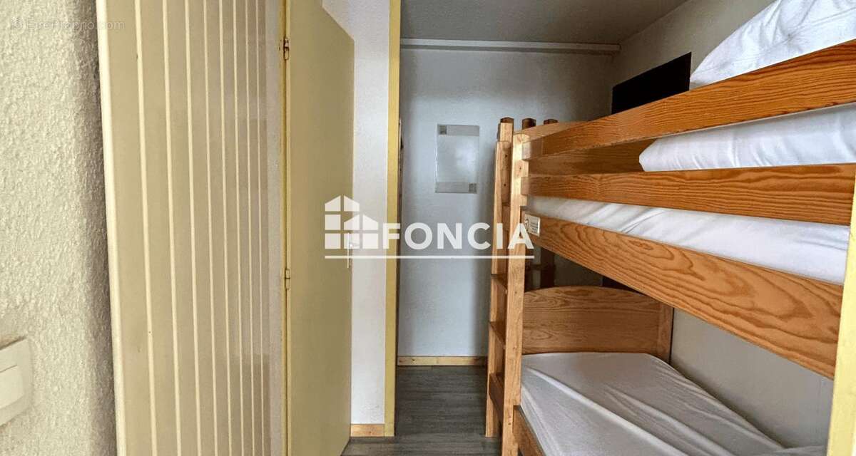 Appartement à SAINT-FRANCOIS-LONGCHAMP