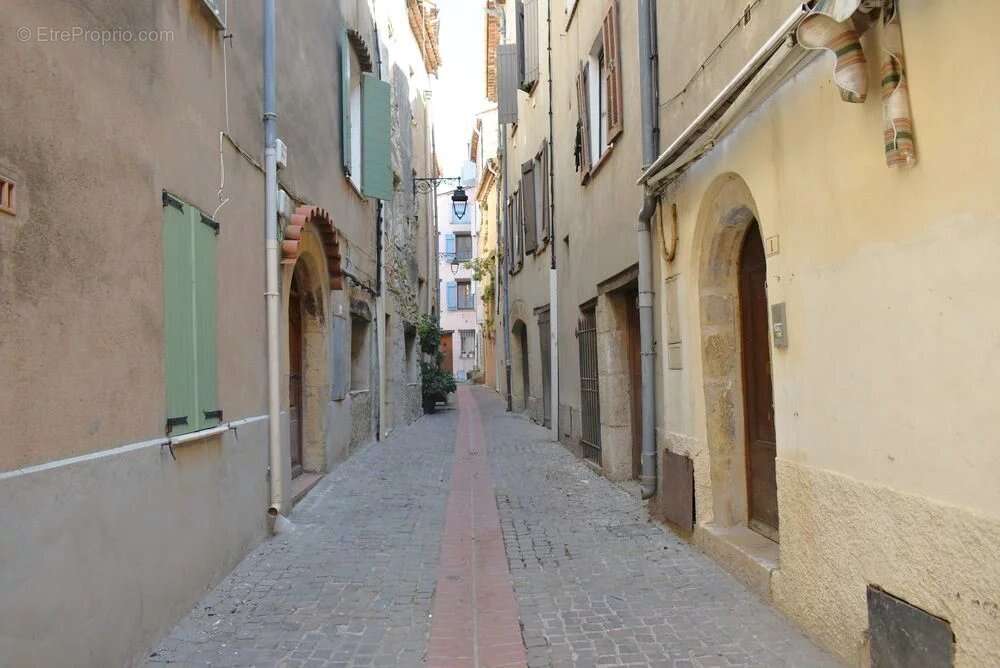 Appartement à MONTAUROUX