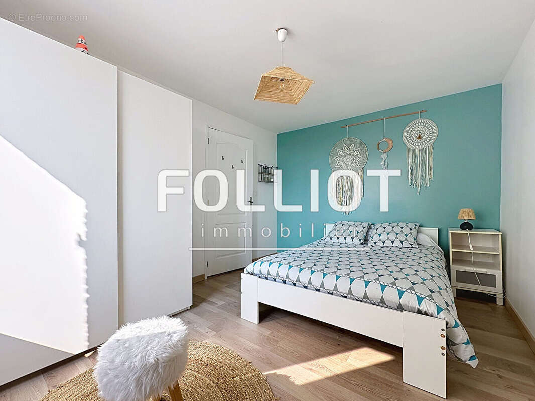 Maison à DONVILLE-LES-BAINS